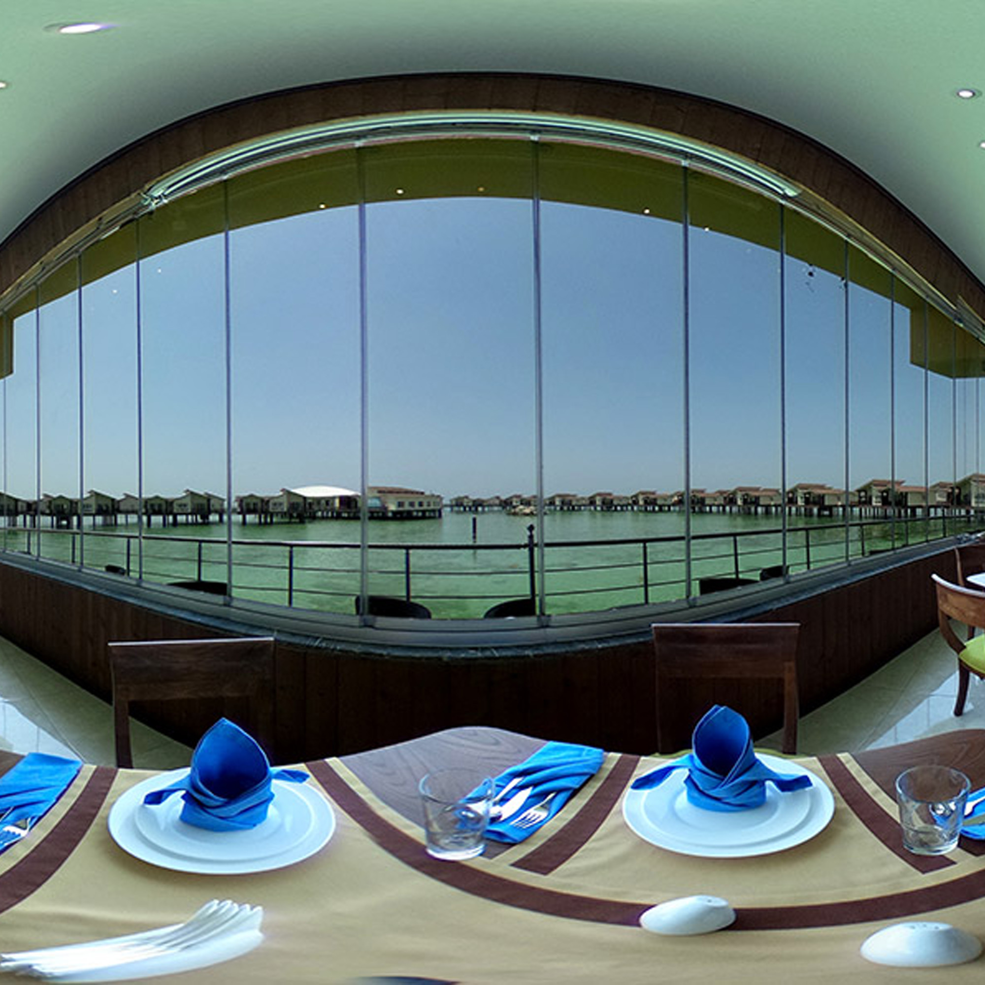 هتل پنج ستاره دریایی ترنج کیش