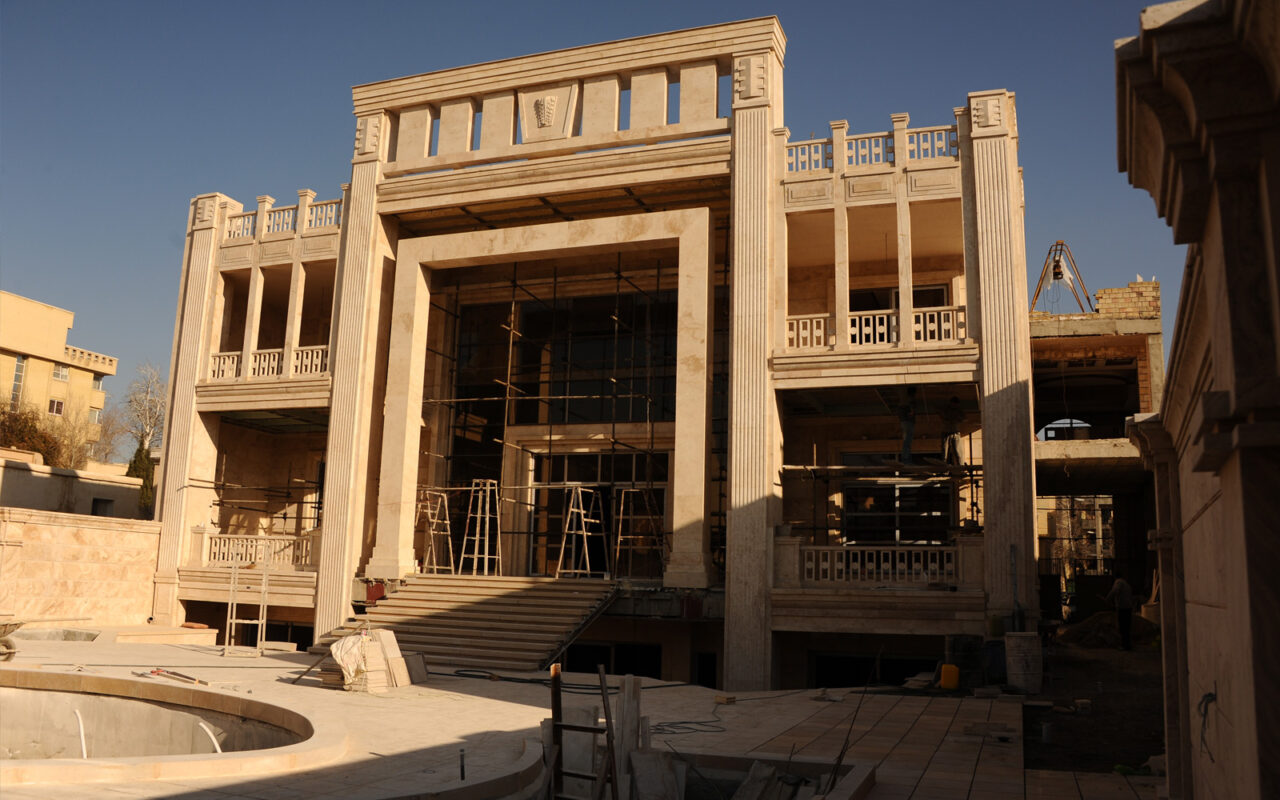 خانه ویلایی طلاکار